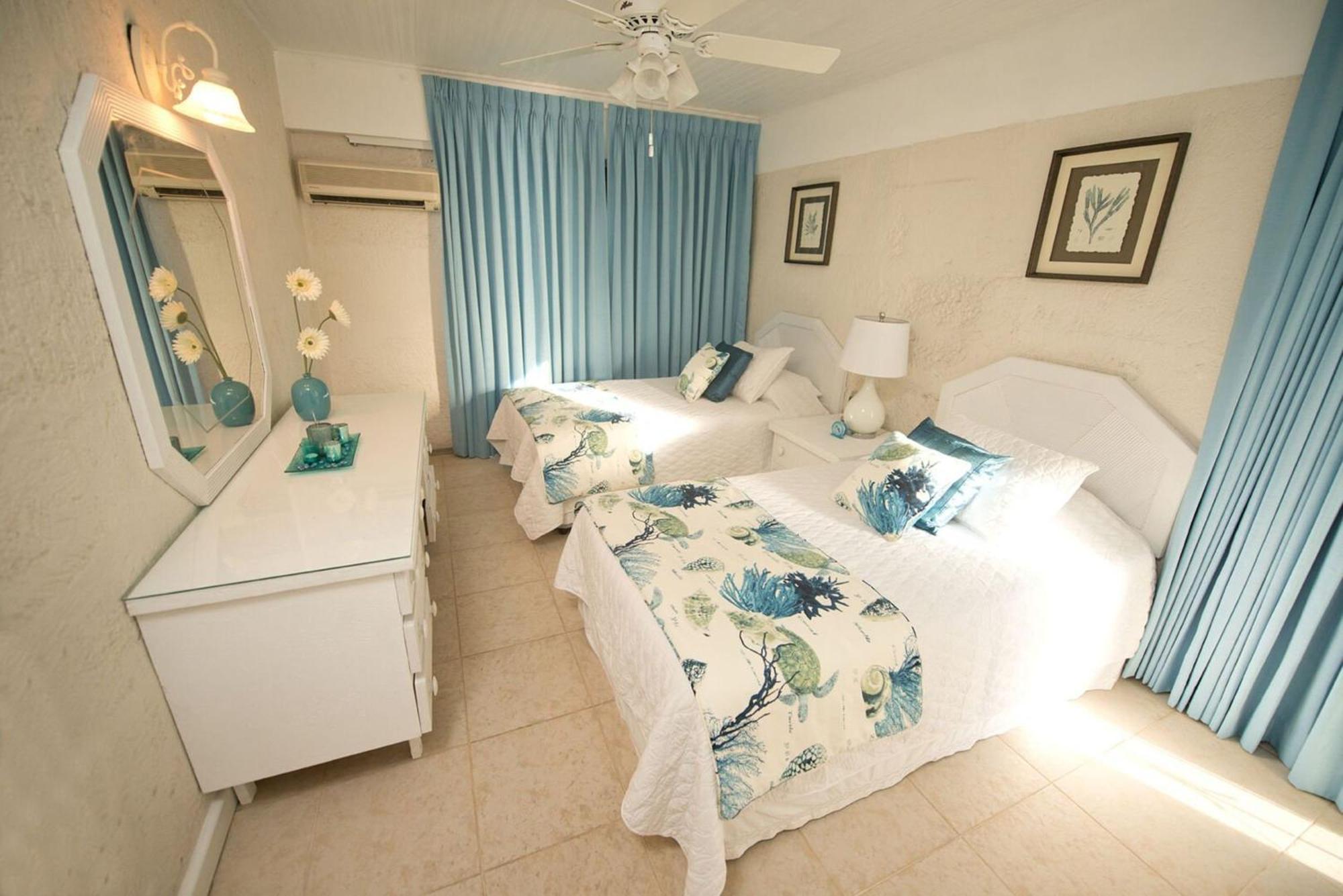 Bora Bora By Blue Sky Luxury Daire Paynes Bay Oda fotoğraf